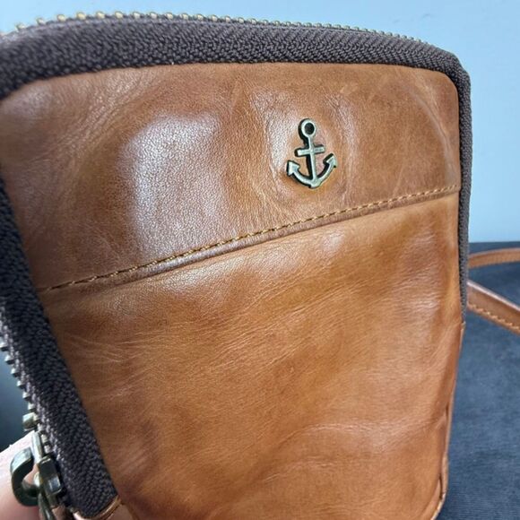 Harbour 2nd Mini Leather Phone Wallet Crossbody Bag – Adjustable Strap - Picture 3 of 14